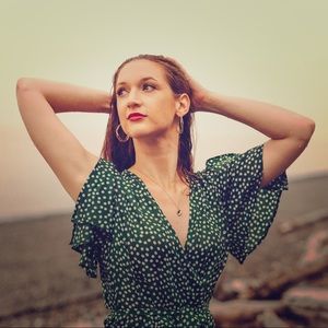 Meet your Posher, Ellen